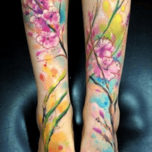 #dreamtattoo something like this on my right leg with erica, freesia and forget-me-not