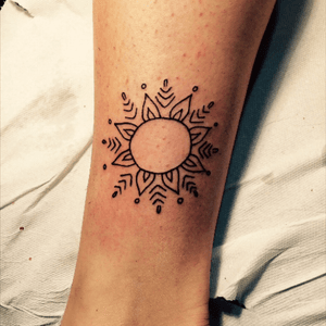 #mandalatattoo #mandala #tattoo #sun 