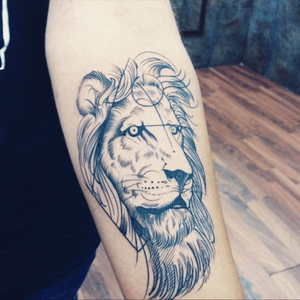 Lion Tattoo! 🦁#lion #tattoo #ink #inked #Black #lines #blackAndWhite #mexico #blackwork 