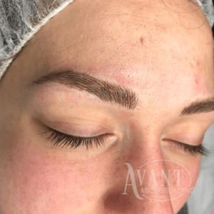 Fresh touch up! Microblading 