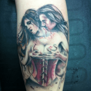 #vampires #victoriafrancis #tattoo #sexy #dark #dirty #vampiretattoo #vampirebite 