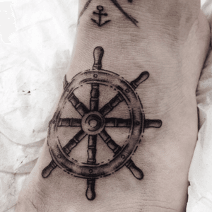 🚢🌊 #tattoodo #sink #tattoo #leme