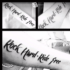Tat No.22 "RockHard•RideFree" (My First Lettering Tattoo) ✨😎✨ #tattoo #lettering #rockhard #ridefree #judaspriest #bylazlodasilva