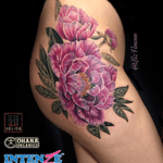 A  #peony tattoo i did last week.  All done with #intenze #ohanaorganics #helios and #painfulpleasures products.  #peonies #peonytattoo #oilpainterly #watercolour #vintage #vintagebotanical #lizvenom #ink #tattoosforgirls #brisbane #australia #botanicaltattoo #hiptattoo #sexytattoos 