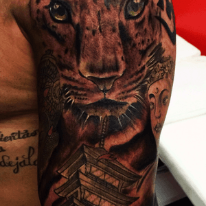 Koi tattoo ink #leopard #eyetattoo #japanesetattoo 