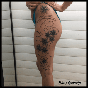 #bims #bimstattoo #bimskaizoku #freehand #flowers #lys #arabesque #tatouage #tatouages #paristattoo #paris #paname #ink #inked #inkedgirl #tatt #tatts #tattoo #tatted #tätt #tattoos #tattooing #tattoogirl #tattoodo #tattoostyle #tattooer #tattoomodel #tattoowork #tattooart #tattoed 