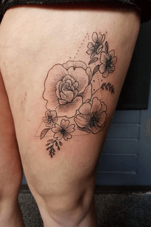 Flower tattoo # tattoodesign #flowertattoo #inked #dotwork #legtattoo