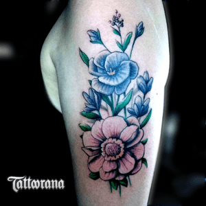 #tattoorana #alextakahashi #flowertatoo 