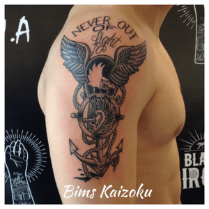 #Aigle #oiseau #rapace #ancre #anchor #paris #inked #blxckwork #tattooed #tatouage #paname #tattooartist #tattoo #tattooart #tattoolife #paristattoo #france #french #ink #tattooer #tatted #tattoos #blackwork #blackandgrey #lettering #bimskaizoku #Bims #bimstattoo #tattoodesign 