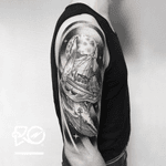 By RO. Robert Pavez • Agua Turbia • Studio Nice Tattoo • Stockholm - Sweden 2017 • #engraving #dotwork #etching #dot #linework #geometric #ro #blackwork #blackworktattoo #blackandgrey #black #tattoo #fineline #whaletattoo #boattattoo 