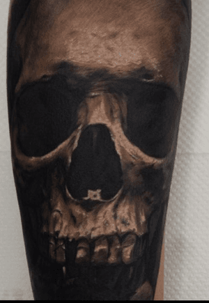 #skull #skulltattoo #skulls #tattoo #tattoos #tattooed #tattooart #inked #inkedup #tattooartist #tats #blackandgreytattoo #realistic #realism #realistictattoo 