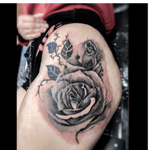#tattoo#megandreamtattoo#dreamtattoo#tattoodo#tattooartist#tattooart#rosestattoo#blackandgreytattoo#tattoolife#tattloolovers#ink#inkedup 