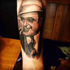 Finally starting the rest of my prohibition sleeve with an Al Capone portrait. 