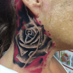 #empresacarteltattoos #montreal #montrealtattooartist #roses hate neck tattoos