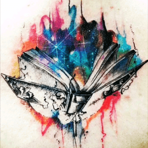 I would love to have Ami do something like this beautiful watercolour piece! Artist unknown. #dreamtattoo #amijames #bookworm #ibelieveinmagic #librarian #watercolour #book 