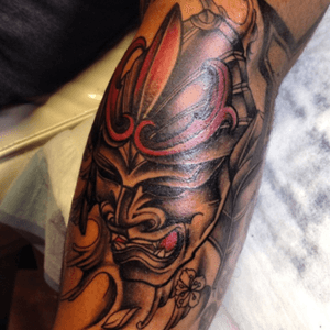 Pary of the addition to my sleeve.This henya mask took some time to do. #HenyaMask #red #black #inked #details #traditional #japanesetattoo #partofmysleeve #fresh 
