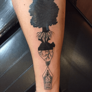 The completion of my right sleeve tattoo. The trilogy of wisdom, love and work. Tree, heart and the tip of a pen.