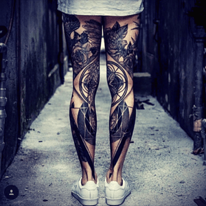 Not me or my work but amazing leg sleeve 👍🏻