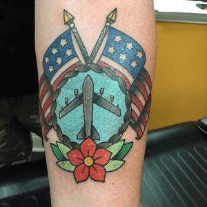 #militarytattoos #airforce #traditionaltattoo #traditional #tribute #airplane #buff 