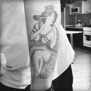 Music #tattoo #alphonsemucha #artnouveau #muse #music #diva #woman by Rocco Mena 