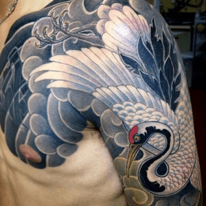 #bird #swan #blackngrey #sleeve #chest @makoto_horimatsu #makotohorimatsu 
