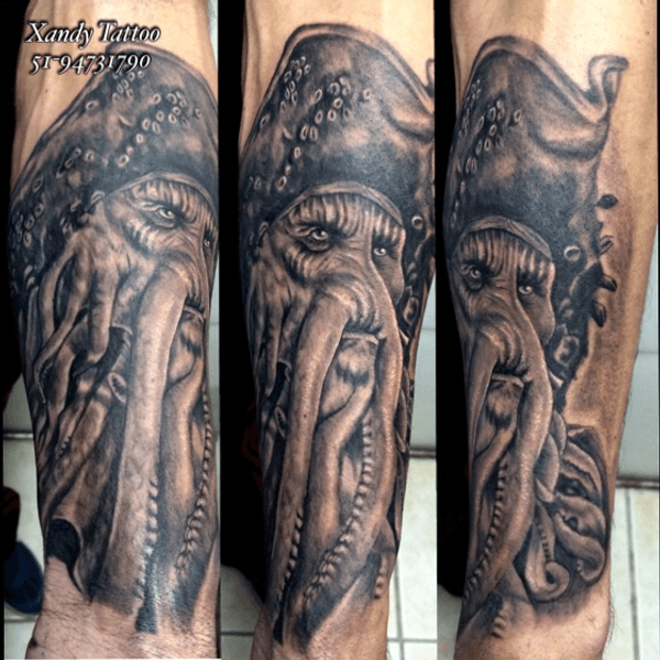 Tattoo from Xandy Godoy Tattoo /Poa RS