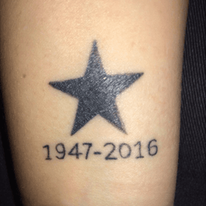 My tattoo to commemorate the life of David Bowie done two days after he passed away