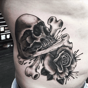 Damn, this is an awesome blackwork tattoo! #traditional #blackwork #skull #roses #miamiink #dreamtattoo via Instagram @amijames1 