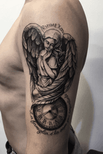 Done at Yama Tattoo Studio, Rome. #angel #blackandgrey #blackandgreytattoo #portrait #angeltattoo #clock #shading #ttts #ink #inked #akuma #femaletattooartist #roma #italy #tattoodo #wings #yamatattoostudio #akuma 