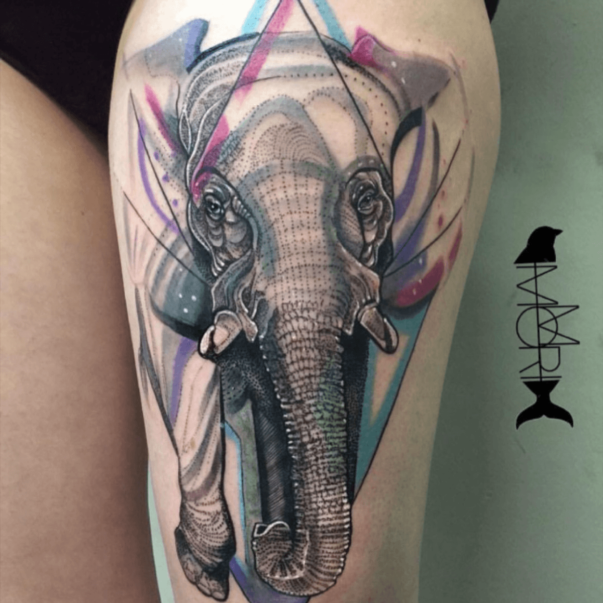 Эскиз на бедро со слоном