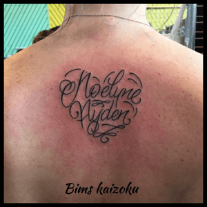 Fait a la convention tattoo de LINAS 91 #bims #bimstattoo #bimskaizoku #coeur #coeurtattoo #coeurlettering #heart #hearttattoo #prenom #name #lettering #letteringtattoo #typo #paristattoo #paris #paname #tatouage #tatouages #ligne #tatt #tattoo #tattoed #tattoos #tattoodo #tattoogirl #tattoostyle #txttoo #blacktattoo #like4like #iciontebicravedelaligne