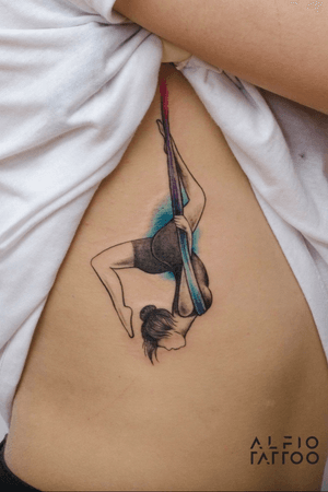 Tattoo and design by Alfio tattoo!!!#acrobacia #tela #women #argentinatattoo #design #designtattoo #watercolor #watercolortattoo #buenosaires #argentina