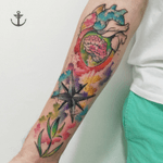 Heart and windrose eatercolor tattoo by Felipe Bernardes #tattoo #tatuagem #tattooist #tattooer #tattooartist #felipebernardes #tattoodo #watercolor #aquarela #windrose #rosadosventos #brasil 