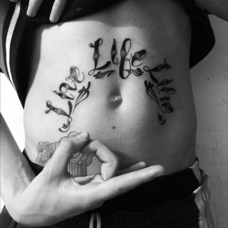 Flash tattoo