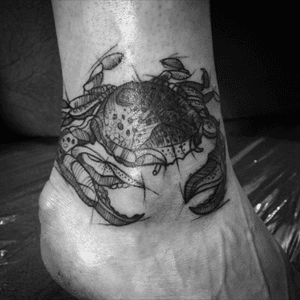 Crab for Inga #tattoo #tattoos #tattooed #crab #crabtattoo #sketch #sketchstyle #sketchstyletattoo #blackworktattoo #blackwork #blackworkerssubmission #blackworkers #ink #inkedup #inked #polishtattoo #poland #warsaw