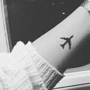 I want this also *-* 🌏✈️💕_____#tattoo #armtattoos #traveltattoos #simple #planetattoo 