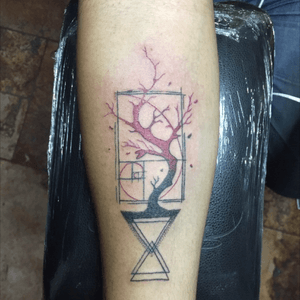 #geometric #sketchtattoo #dotwork #forearm #trees #treetattoo #smalltattoo #inklife #inked #tattoo #tattooartist #cheyennehawkpen #eikondevice #mexican 
