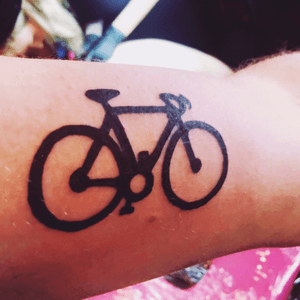 New bile tattoo courtesy of Gold Irons Tattoo Brighton #brightontattoo #biketattoo #bike 