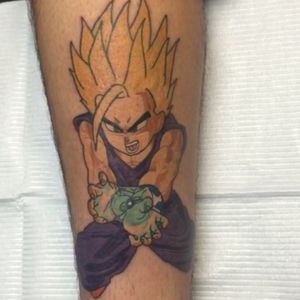 Goku SSJ2 vs Majin Vegeta SSJ2  Desenhos de anime, Tatuagens de anime,  Anime