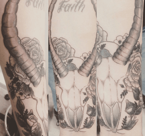 Done by Xenia Aarts - Resident Artist.                         #tat #tatt #tattoo #tattoos #amazingtattoo #ink #inked #inkedup #amazingink #skull #skulls #rose #roses #flowers #flowerstattoo #blackandgrey #tattoolovers #inklovers #art #culemborg #netherlannds    
