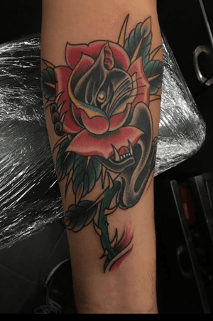 #rose #panther #traditionaltattoo #nyctattoo 