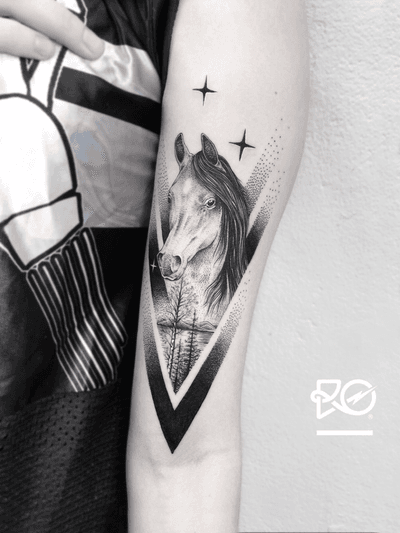 By RO. Robert Pavez • Sweet Horse ➖ Studio Zoi tattoo Stockholm 🇸🇪 • 2018 • #engraving #dotwork #etching #dot #linework #geometric #ro #blackwork #blackworktattoo #blackandgrey #black #tattoo #fineline