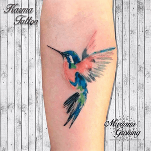 Watercolor hummingbird tattoo, origina design by Suren Nersisyan #tattoo #tatuaje #color #mexicocity #marianagroning #tatuadora #karmatattoo #awesome #colortattoo #tatuajes #claveria #ciudaddemexico #cdmx #tattooartist #tattooist #hummingbird #hummingbirdtattoo #colibri 