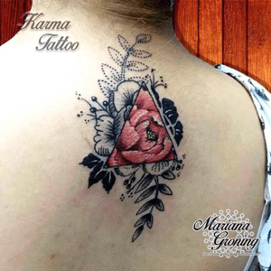 Multi style flower, design provided by the customer #tattoo #tatuaje #watercolor #watercolortattoo #karmatattoo #marianagroning #color #colortattoo #mujer #girl #inked