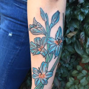 #flowertattoo #botanicaltattoo #nyctattoo #brooklyn #JaeConnor #floral #floraltattoo #botanicaltattoo #electriclotustattoo #nyctattoo #tattoooftheday #tattooofinstagram #tattooartist 