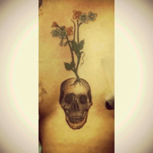 skull and flowers #skull #flowers 