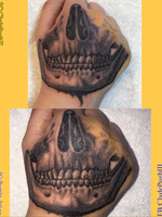 #Purple_Inkxx #tattooartist #skull #handtattoo #handskull #tattoo #blackandgrey #realistic 