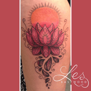 Some tattoos can help to get over a bad experience, just like this one. The flower stands for the future, to open up again and be strong and beautiful. #flower #lotus #lotustattoo #color #pink 