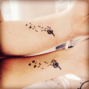 A love dor tattoos shared with my niece, so we decided to get a matching dandilion. #dreamtattoos #lovemyniece #dandilionwithbirdsflyingtattoo 