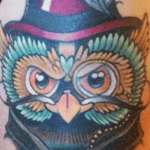 The owl are not what they seem. Tattoo by Kim Dahlstedt #owl #owltattoo #thighpiece #thightattoo #hat #mustache #monocle #handsome #fella #TwinPeaks #theowlsarenotwhattheyseem 